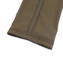 画像をギャラリービューアに読み込む, TWO TUCK SLACKS(STRONG TWIST GABERDINE)