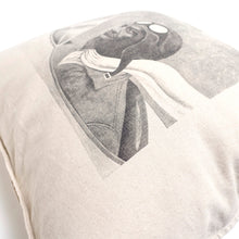 画像をギャラリービューアに読み込む, HP OVERSIZED CUSHION