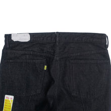 画像をギャラリービューアに読み込む, TWISTED CREASE JEANS SLIM-FIT