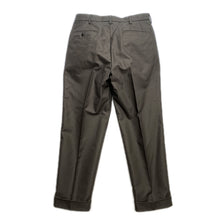 画像をギャラリービューアに読み込む, TWO TUCK SLACKS (ARMY SERGE)