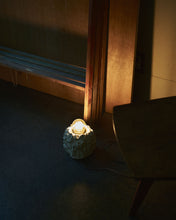 画像をギャラリービューアに読み込む, ROCK LAMP (OYA STONE)