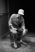 画像をギャラリービューアに読み込む, TWO TUCK SLACKS (13OZ COLOR DENIM/ 12OZ STRONG TWISTED DENIM)